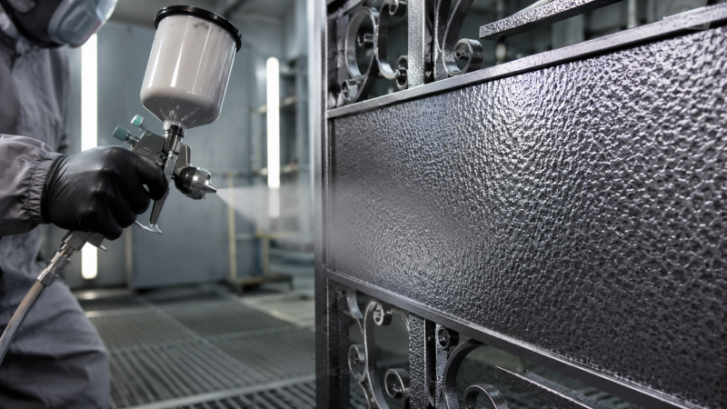 Как получить равномерный молотковый эффект CERTA PLAST: технология нанесения